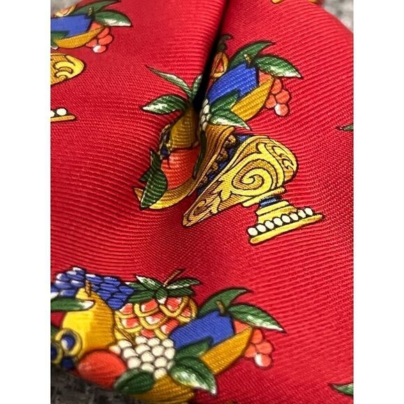 Leonard Paris Bow Tie Red Floral 100% Silk Adjustable - Picture 6 of 6